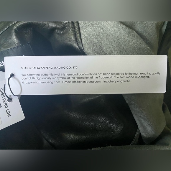 Grained Faux-Leather Shirt (CHEN PENG) - Picture 5 of 11